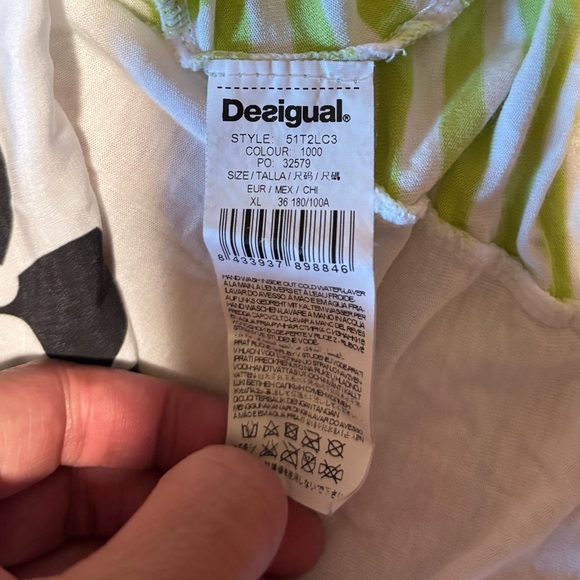 DESIGUAL Lacroix Colab S/S Black White Red Green Graphic Print Viscose Top XL - Picture 5 of 6